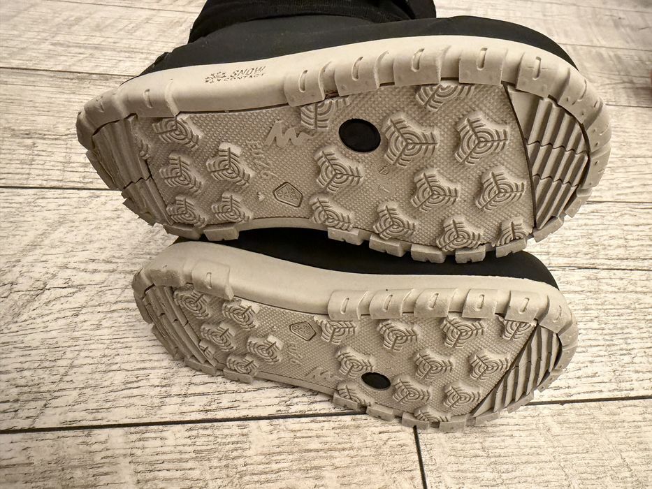 Cizme Columbia 24 si Quechua 26