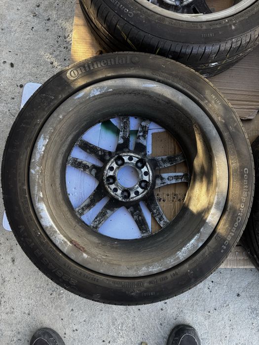 Оригинални Mercedes джанти 17 с летни гуми Continental