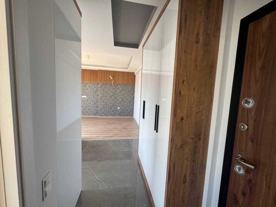 • Готов за нанасяне апартамент 1+1 • Паркинг • Басейн • Мерсин, Турция