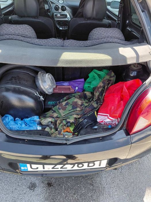 Продавам Ford Ka