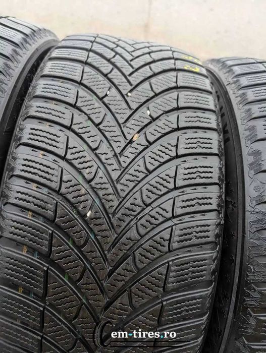 SET 4 Anvelope Iarna 225/50 R18 SEMPERIT Speed Grip 5 99V