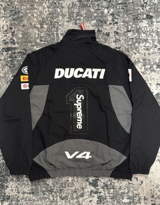 Supreme x ducati tracksuit compleu