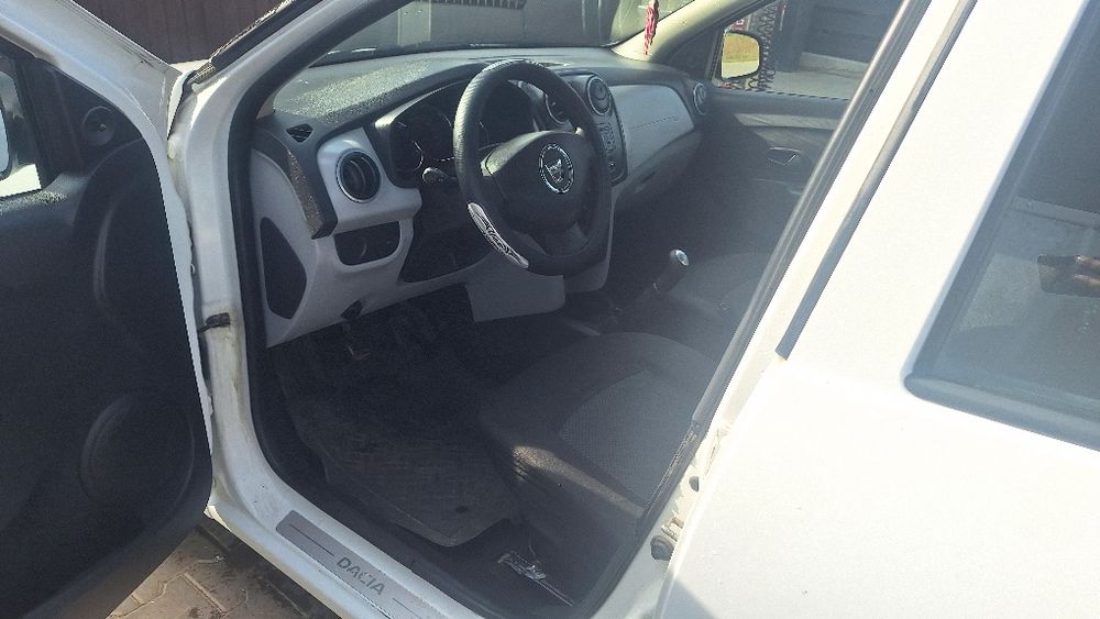 Vand Dacia Logan