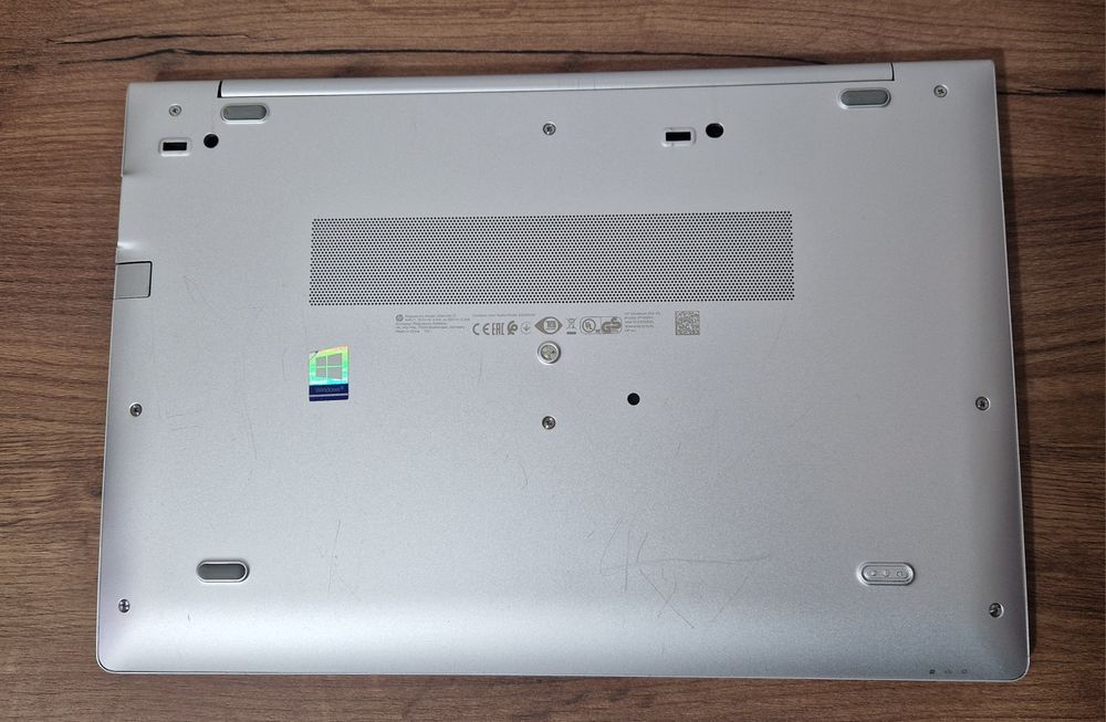 Laptop HP elitebook 850 G5, i5 gen8, SSD  512 GB , 16 gb RAM, docking