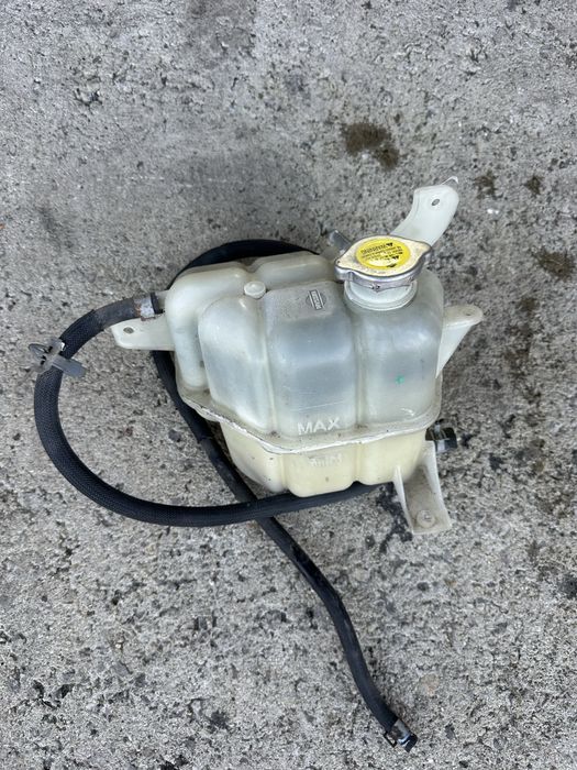 Разширителен съд Нисан Навара Патфайндър / Nissan Navara Pathfinder