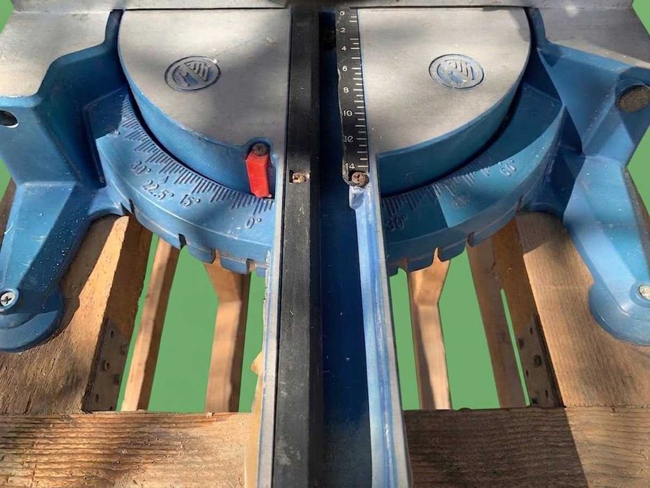 Ferăstrău circular cu glisare Scheppach KGZ 251