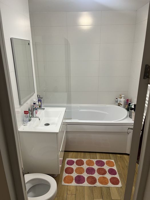 Vand apartament in zona Tudor