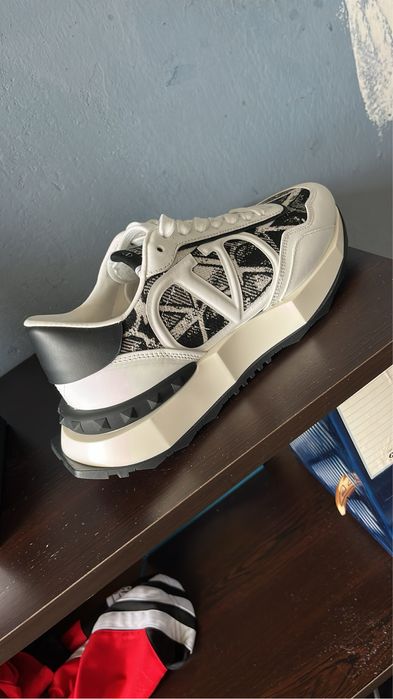 Valentino Garavani – Луксозни маратонки | Почти нови