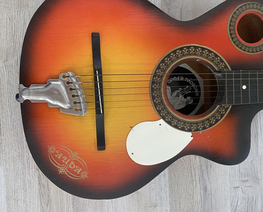 Китара Орфей