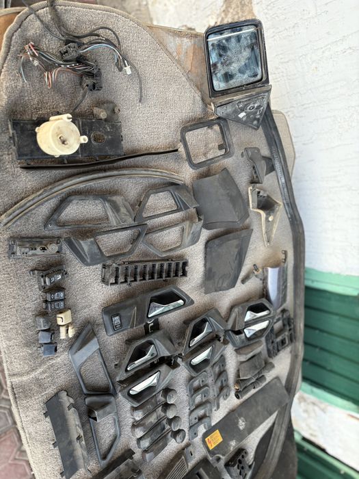 Запчасти на мерседес w124