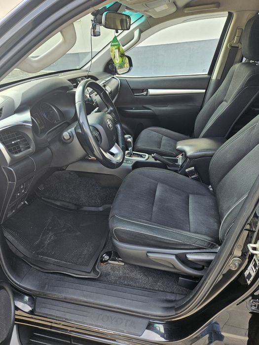 Toyota Hilux 2.4 Invincible 2018