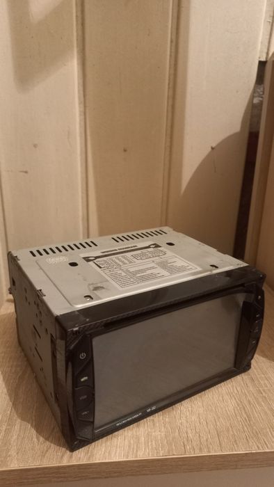 Продам автомагнитоллу