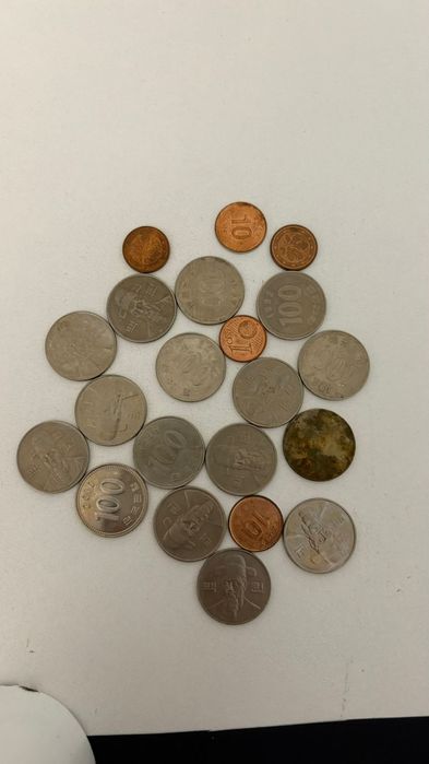 Продам разные монеты