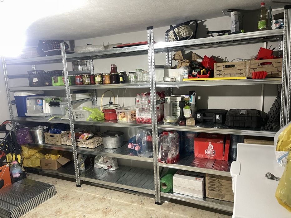 Rafturi garaj,beci, depozitare METALSISTEM super 123 zincate fabricate in italia Noi