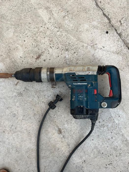 Отбойный молоток. BOSCH