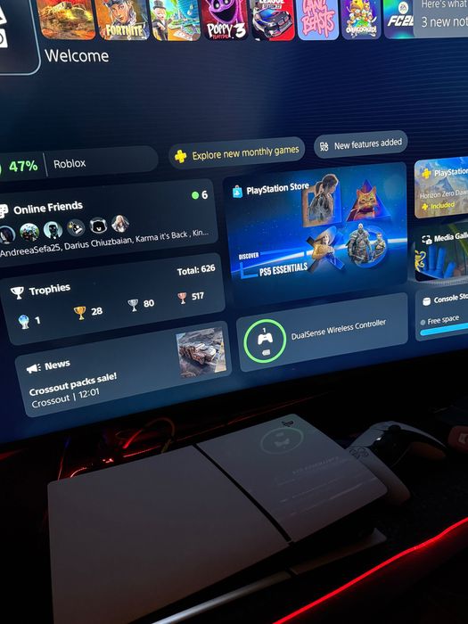 De vânzare PlayStation 5 slim 1tb SSD , in stare ca nou folosit putin curatat mereu de praf !