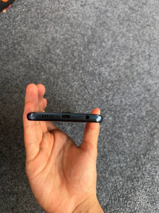 Telefon Redmi note 9s sotiladi narxi 100$ kelishiladi