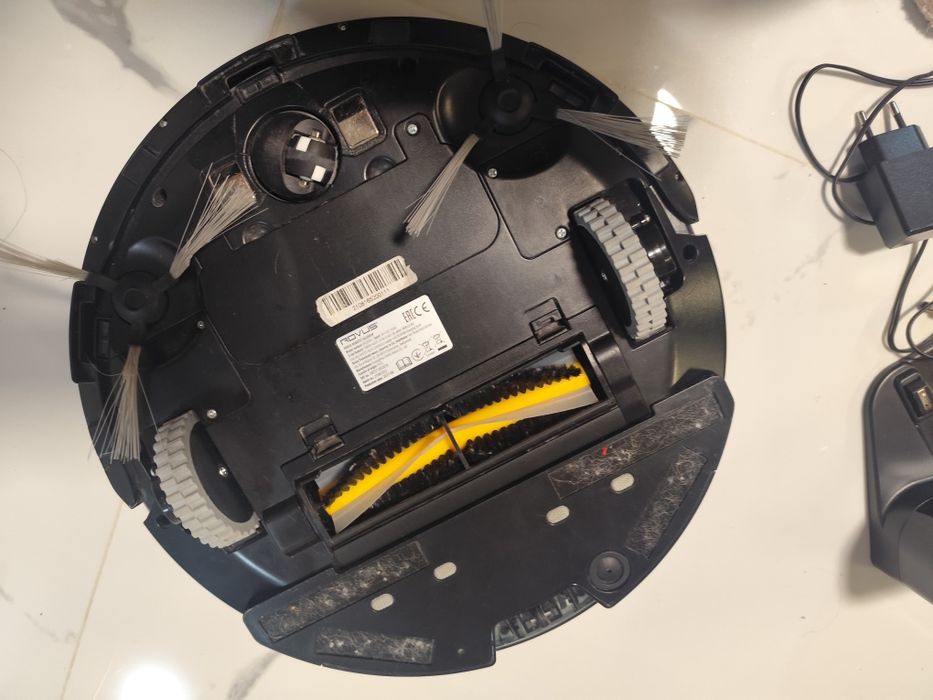 Прахосмукачка робот Rovus