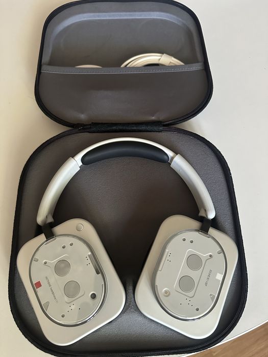 Наушники Nothing headphone 1