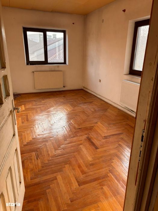 Casa de inchiriat centru - Pitesti