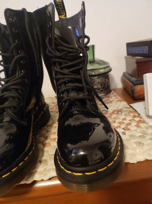 Bocanci piele Dr.Martens