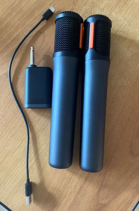 Продам микрофон JBL