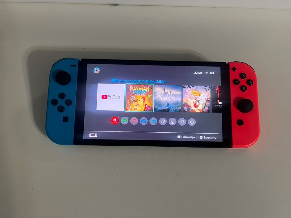 Nintendo Switch oled с rayman legens, hogwars legacy+2 джойкона