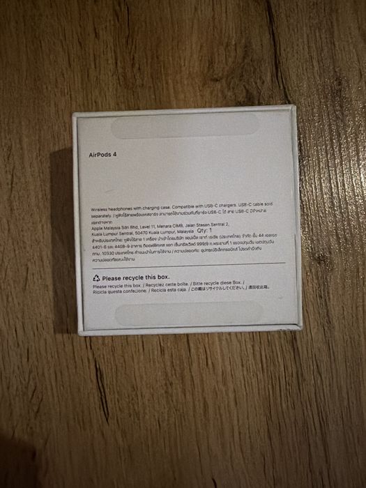 Airpods 4 оригинал торг уместен