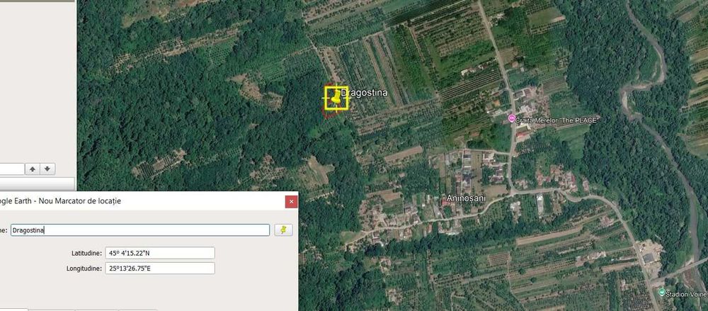 Vând teren, parte livadă-parte extravilan.