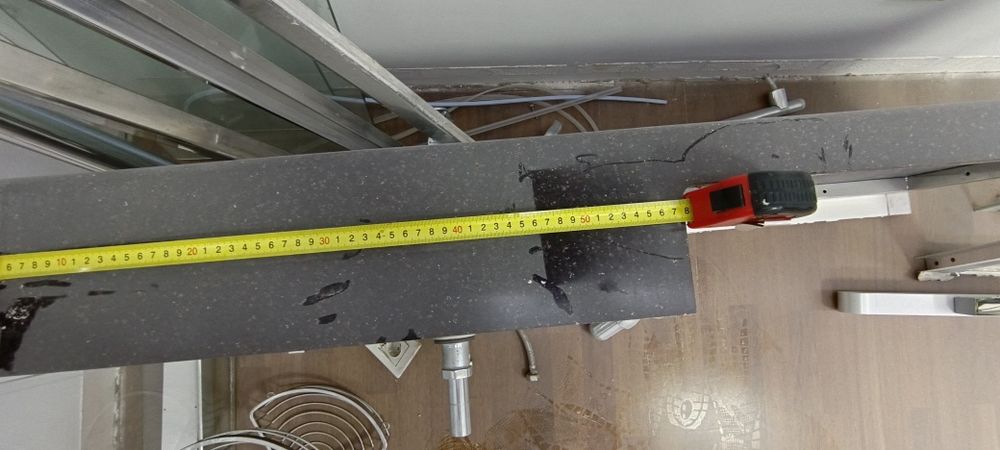 Раковина со смесителем