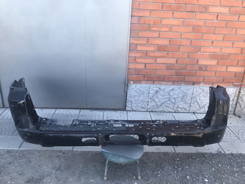 Бампер на лексус 570