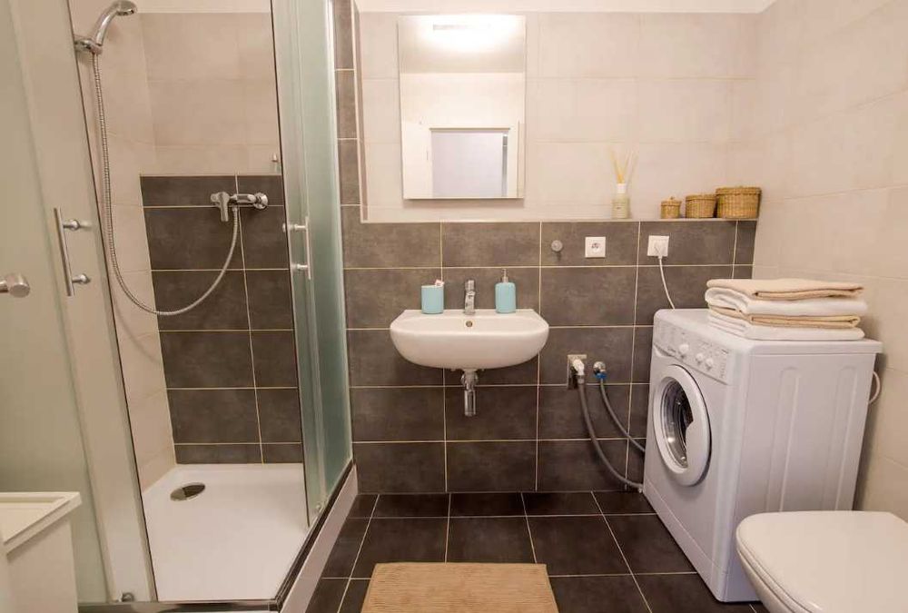 Дава се под наем Двустаен апартамент в Пловдив, Съдийски - 57 кв.м за 346.8 € - Снимка #3