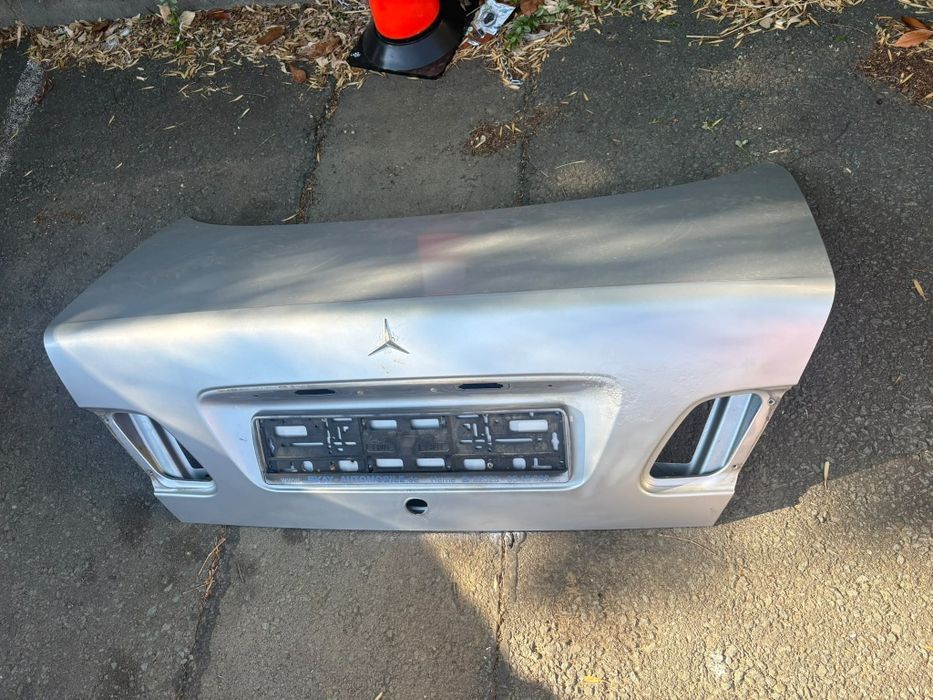 Заден капак Mercedes W210 Facelift седан 1999–2002