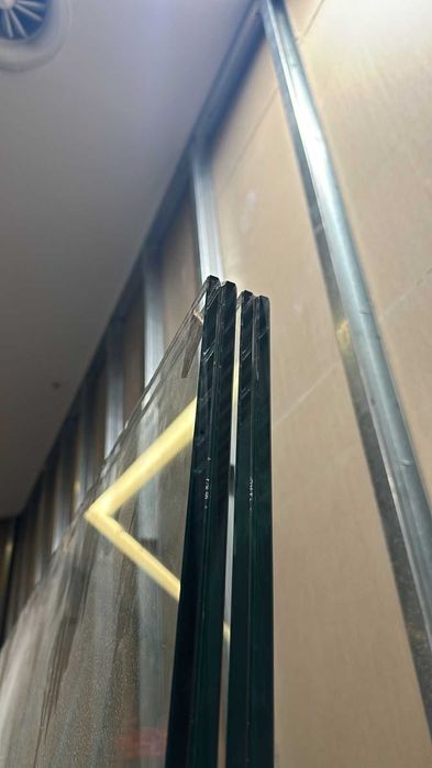 Стекло триплекс 10+10 мм.