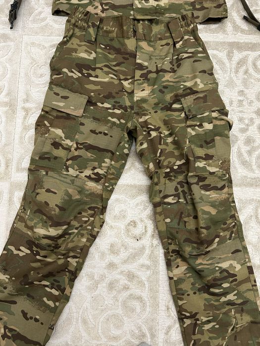 военная мультикам форма с берцами