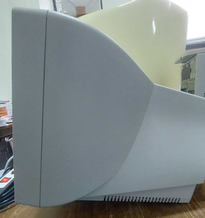 Monitoare CRT Samsung, Philips