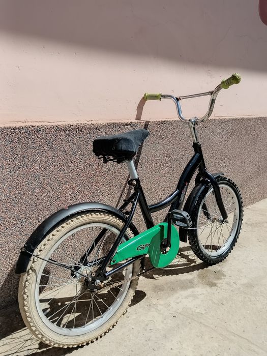 Velosepedlar sotiladi