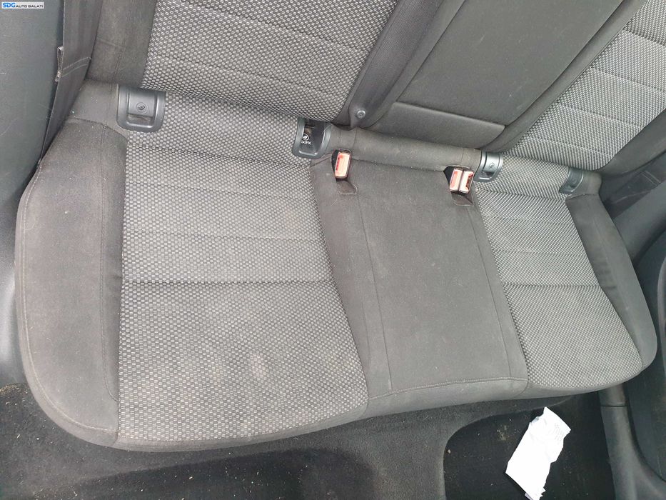 Bancheta Spate Sezut cu Spatar Textil Skoda Octavia 3 Break Combi Variant 2013 - 2020 [K3971]