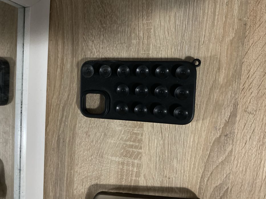 Vand iphone 11,stare impecabila,capaciatatea bateriei 74%