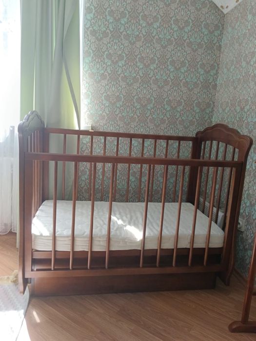 продам манеж