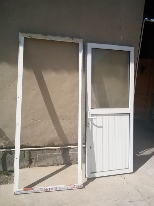 Эшиклар сотилади