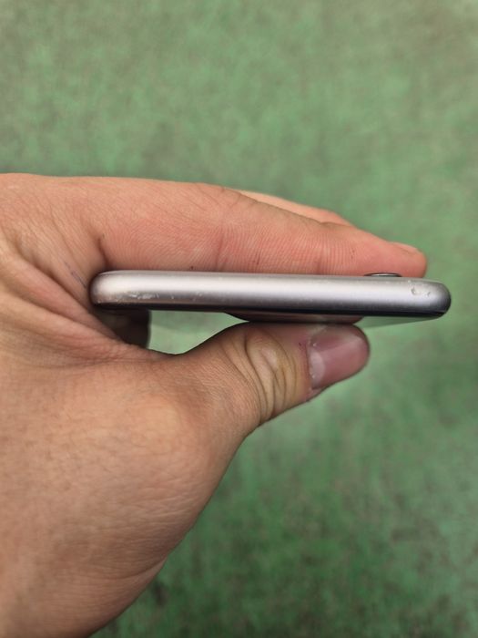 iPhone 6 в хорошем состоянии