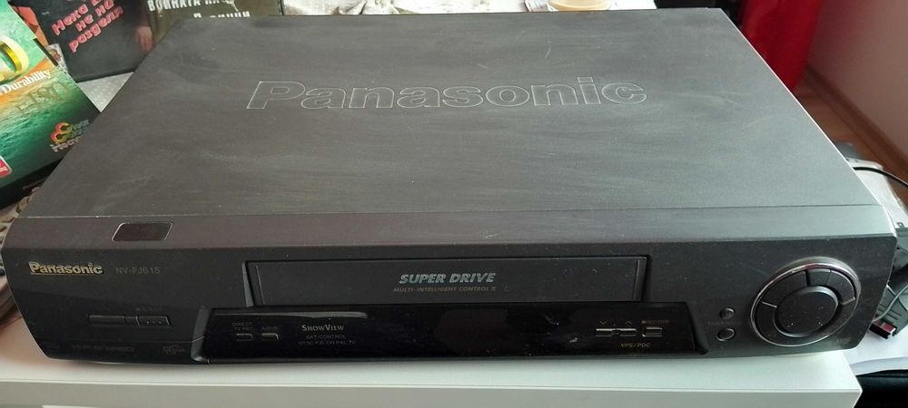 Видео Panasonic  NV-FJ615