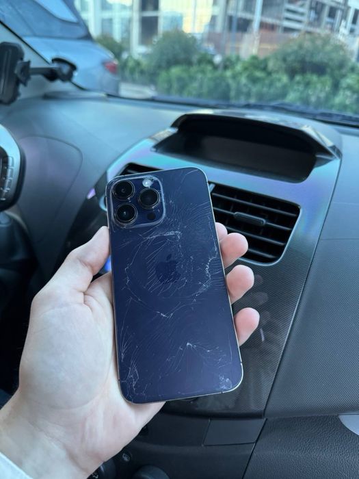 Iphone 14 pro max purple