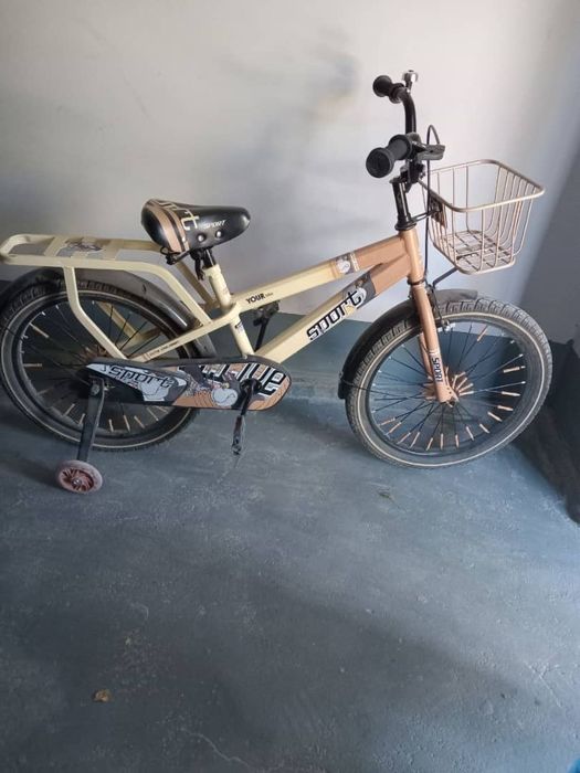 Детский велосипед сотилади