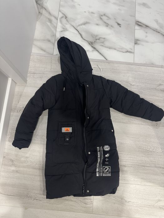 Вещи на девочку куртка и костюм