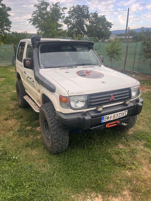 MITSUBISHI Pajero 1994 — imagine 3