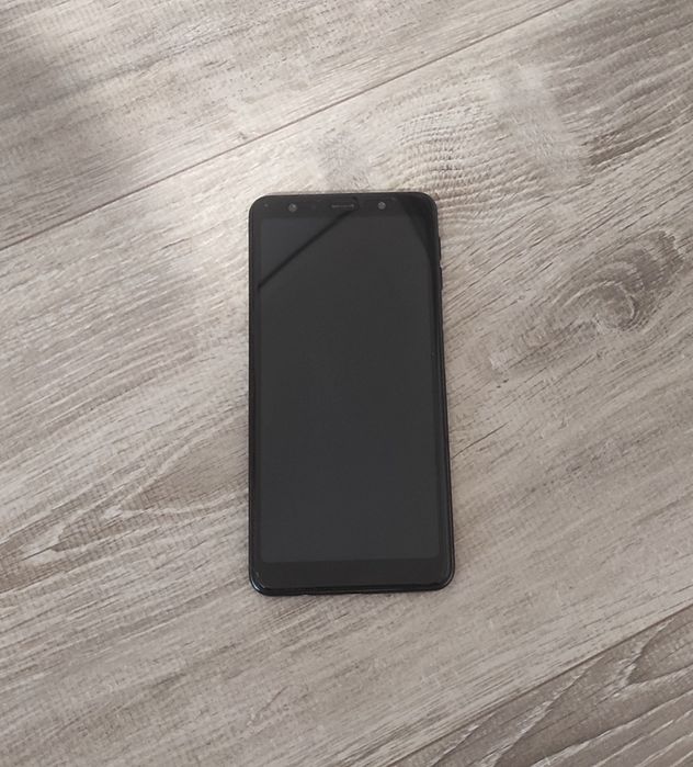 Като нов  Samsung Galaxy A7 2018 4/64 GB Black + бързо зарядно