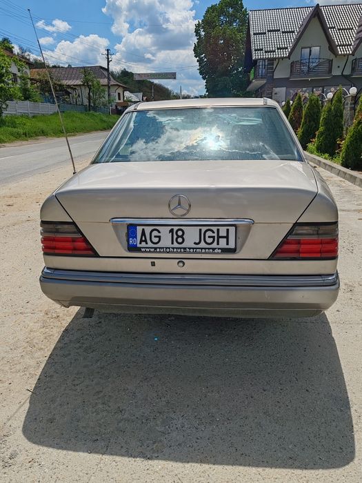 MERCEDES-BENZ E-Class 1994 — imagine 4