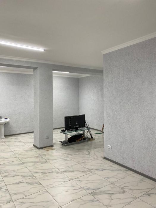 Сдаётся в аренду магазин между рынками